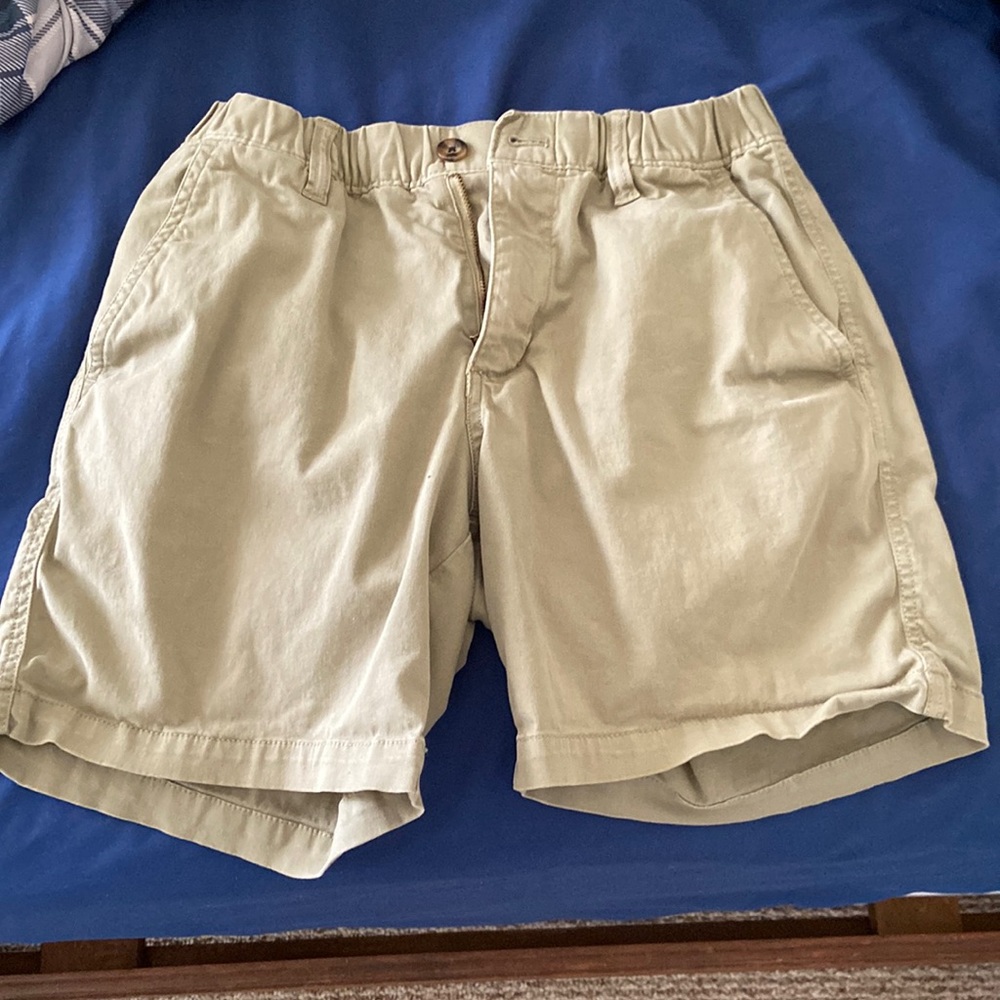 Green Bear Bottom 7inch inseam shorts size medium